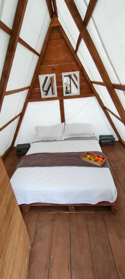 Primitivo Glamping Luxury tent